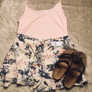 AE Floral Swing Shorts🌸